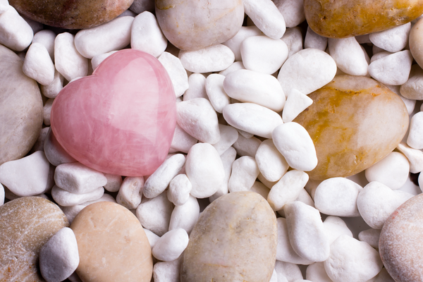 Crystals for Love: Exploring Rose Quartz, Peridot, and Aventurine